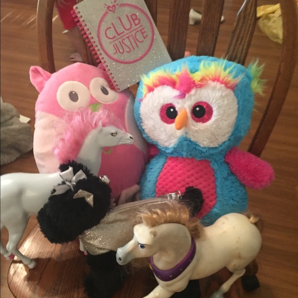 Toy Bundle - Picture 2 of 4